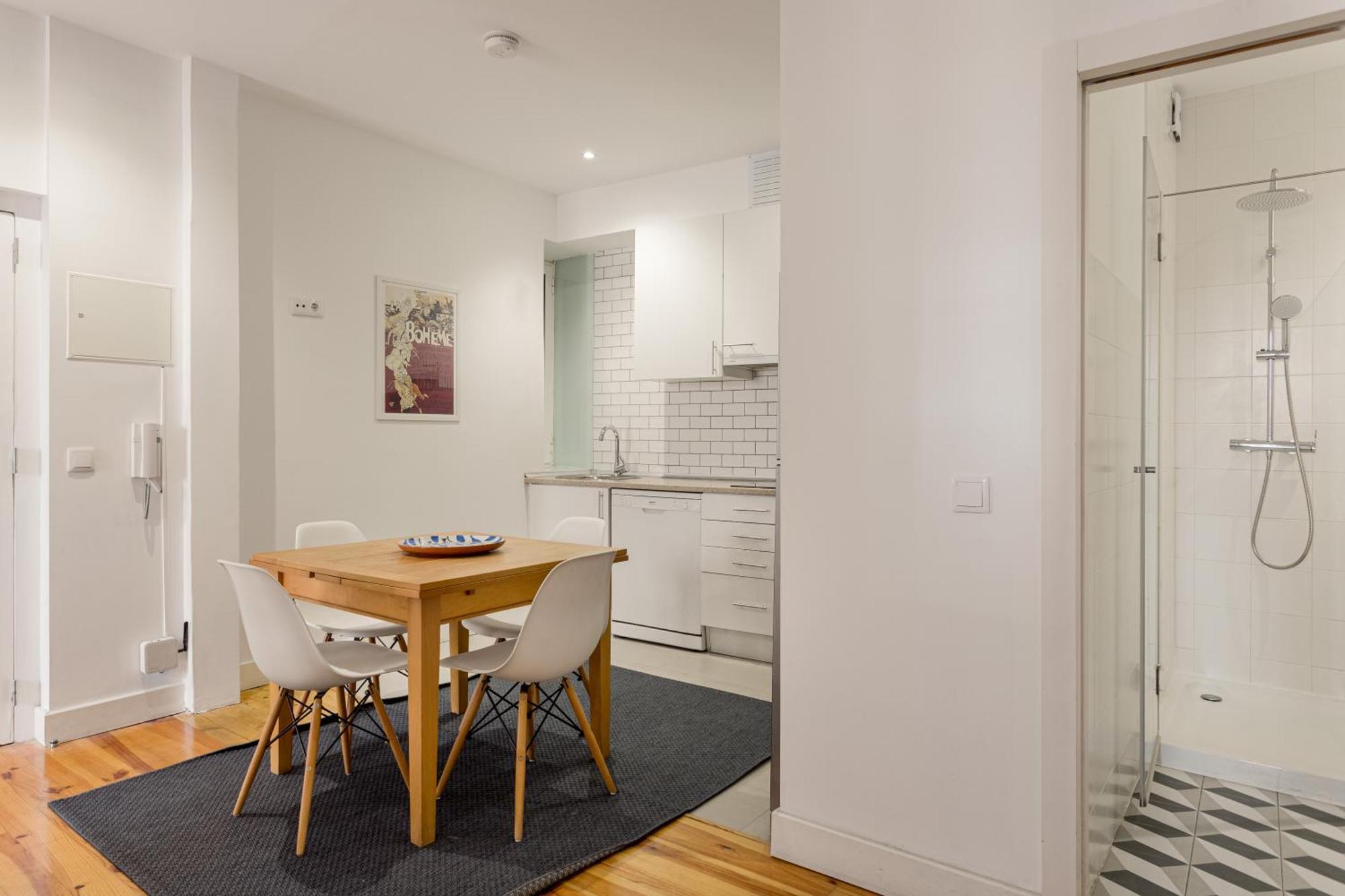 Апартаменты Joivy Inviting Flat Next To Carmo Convent Лиссабон Экстерьер фото